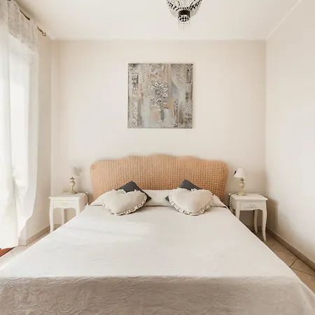Giramondo Guest house-3